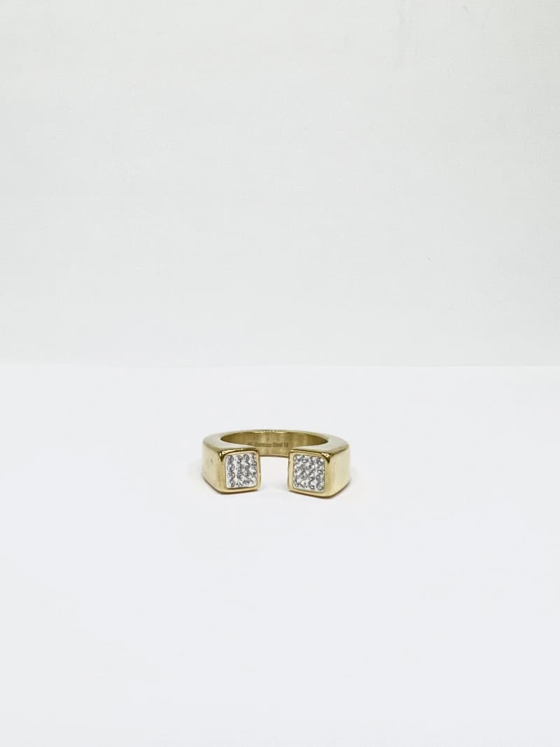 Bague carré ouverte