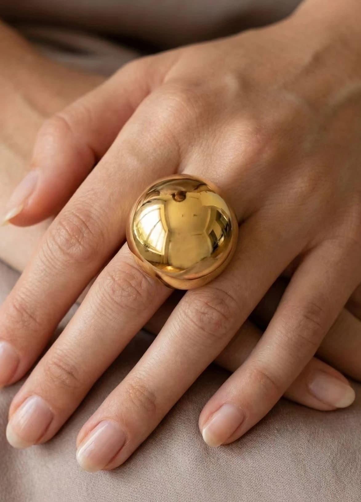 Bague boule vide