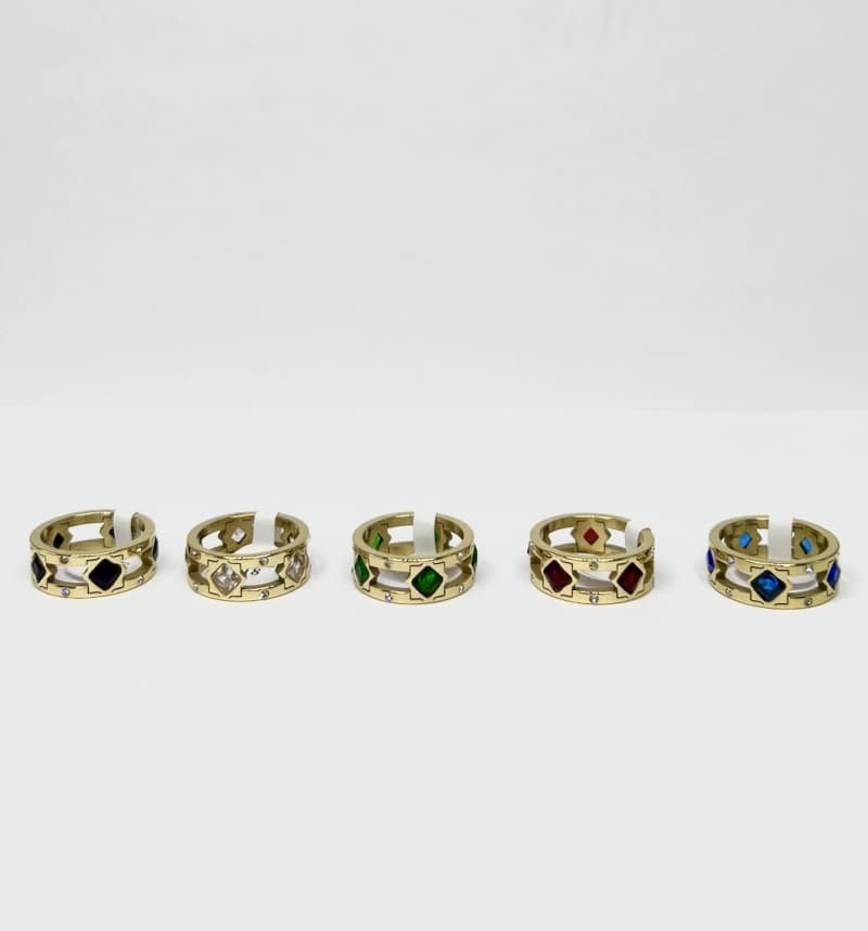Bague carré doré