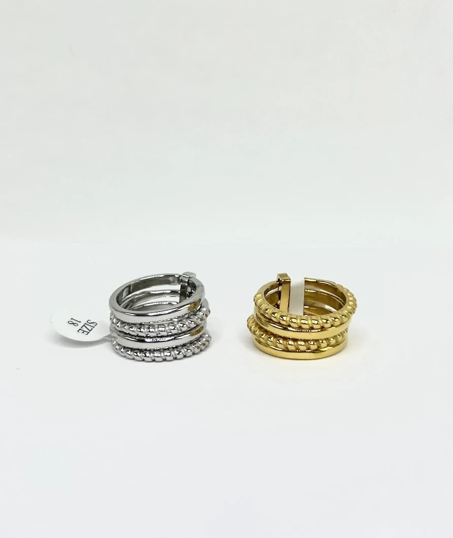 Bague lié 4 anneaux