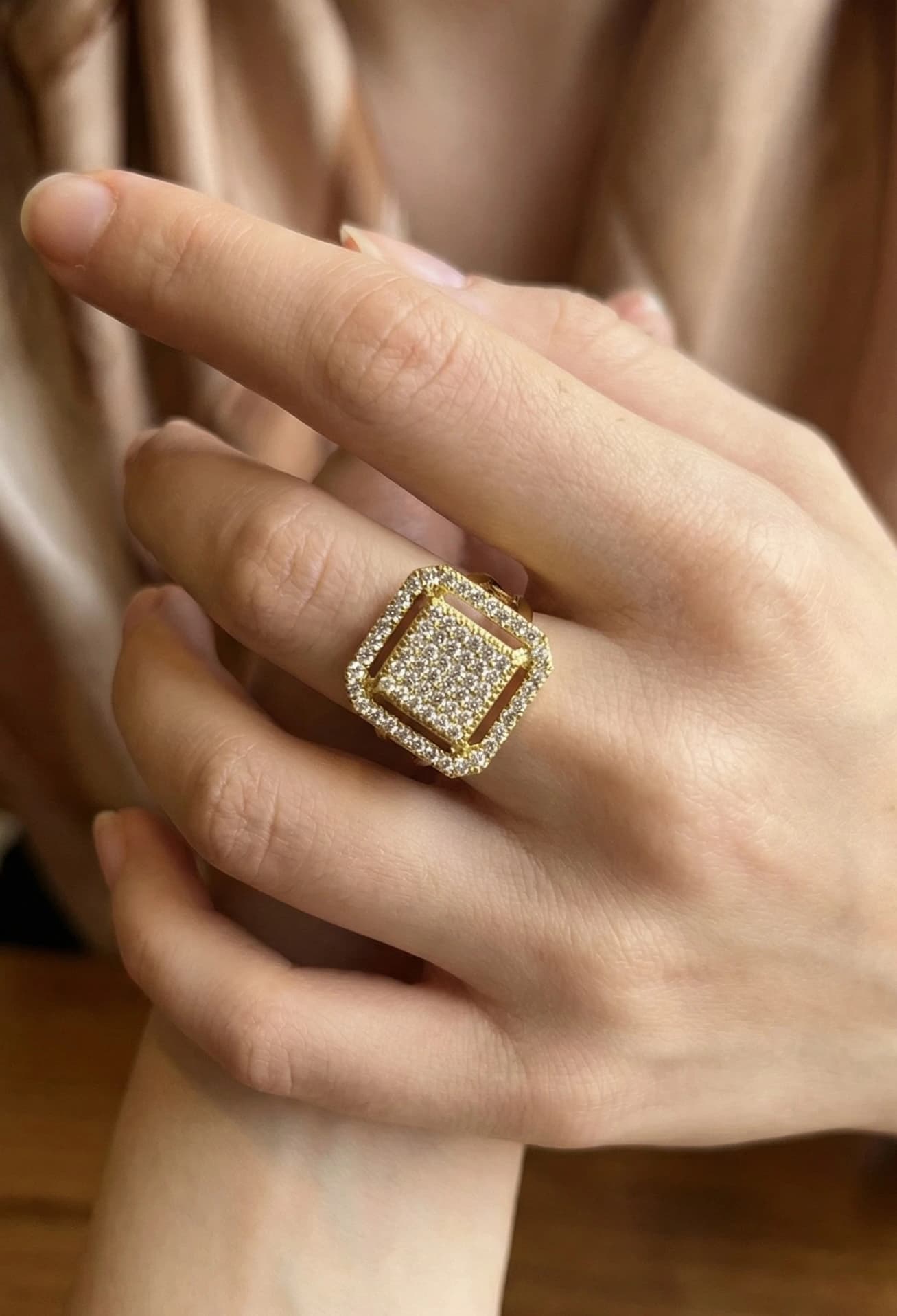 Bague carré strass