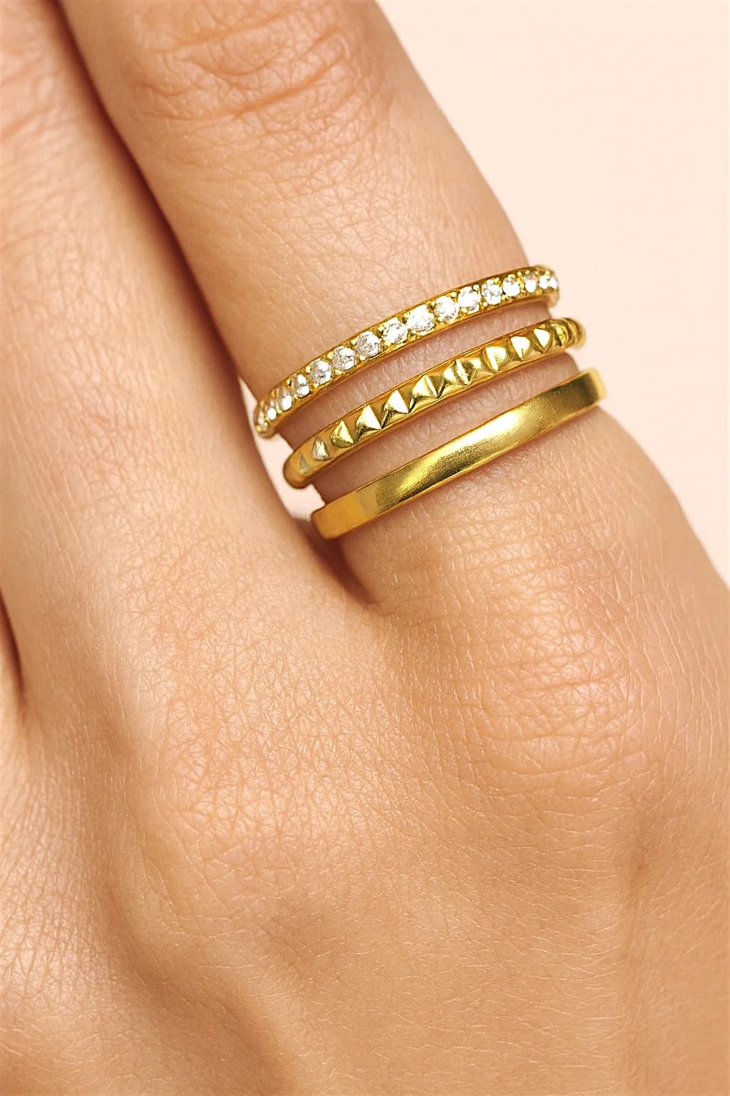 Bague lignes strass
