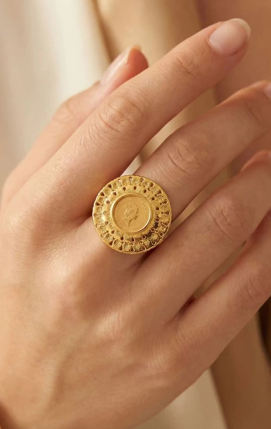 Bague Elizabeth rond