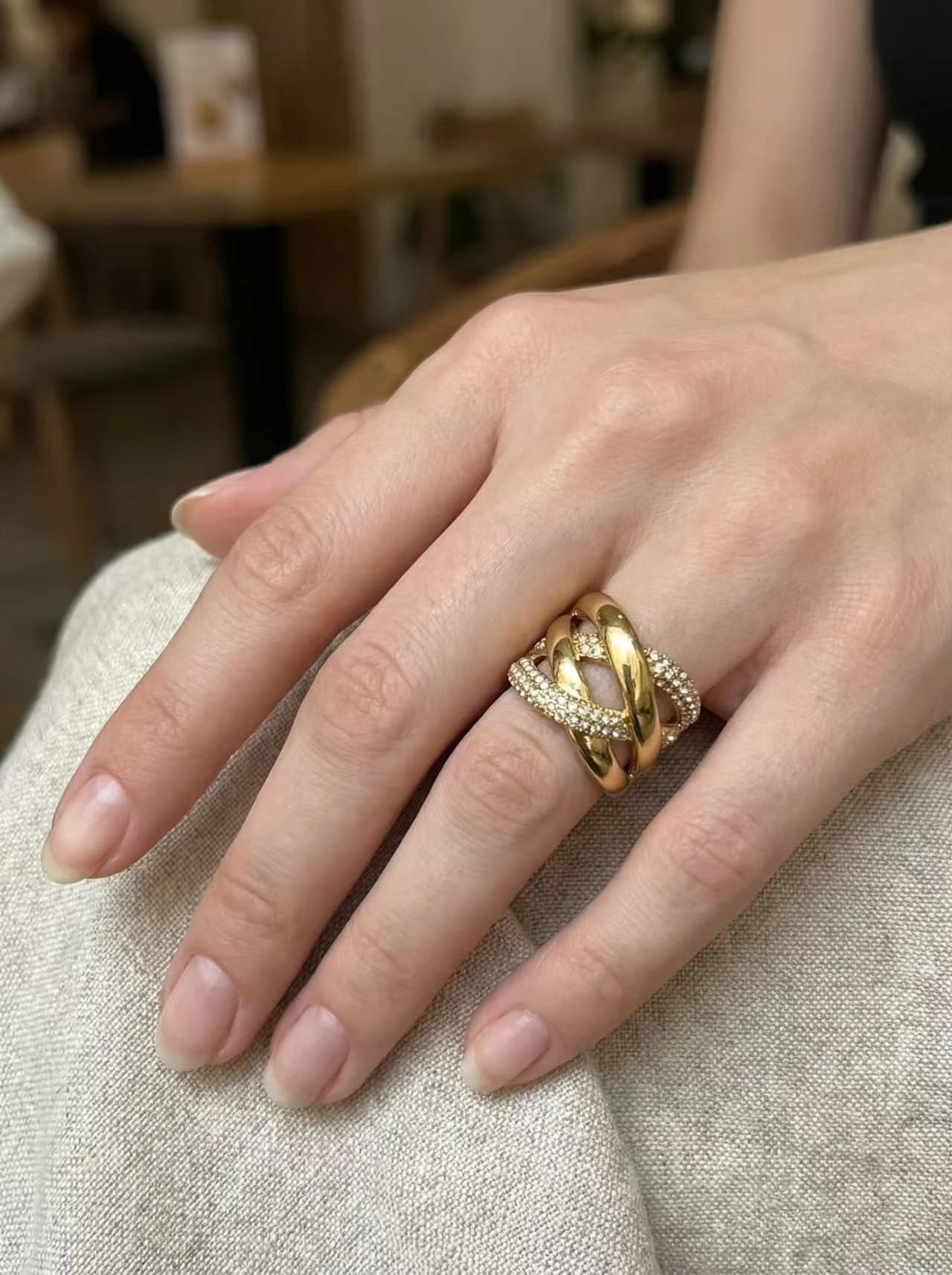 Bague lignes strass