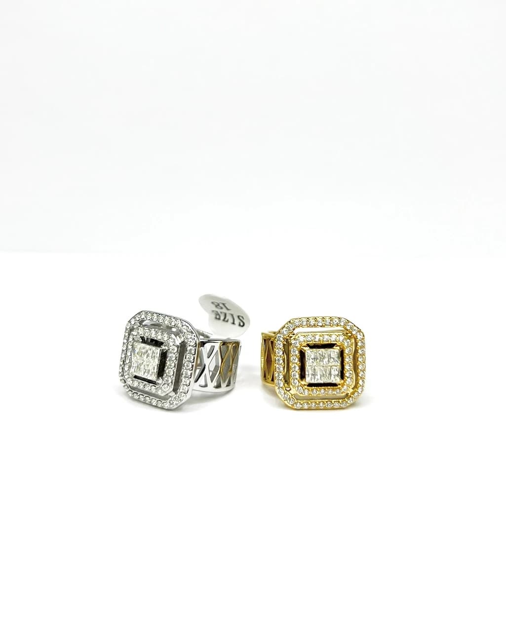 Bague carré strass