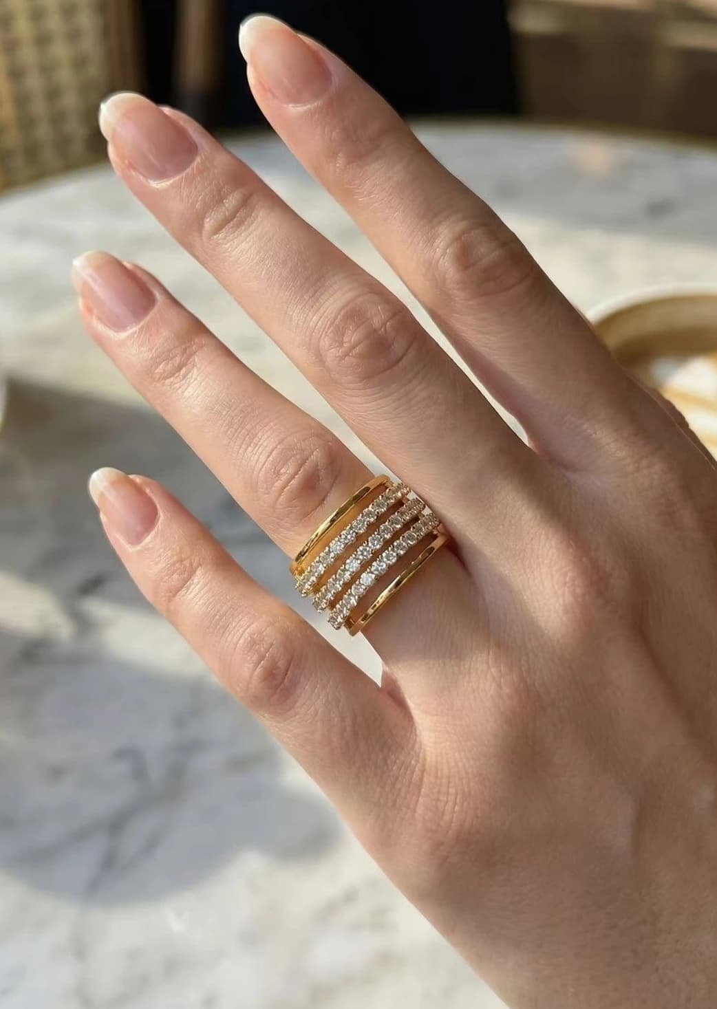 Bague lignes strass