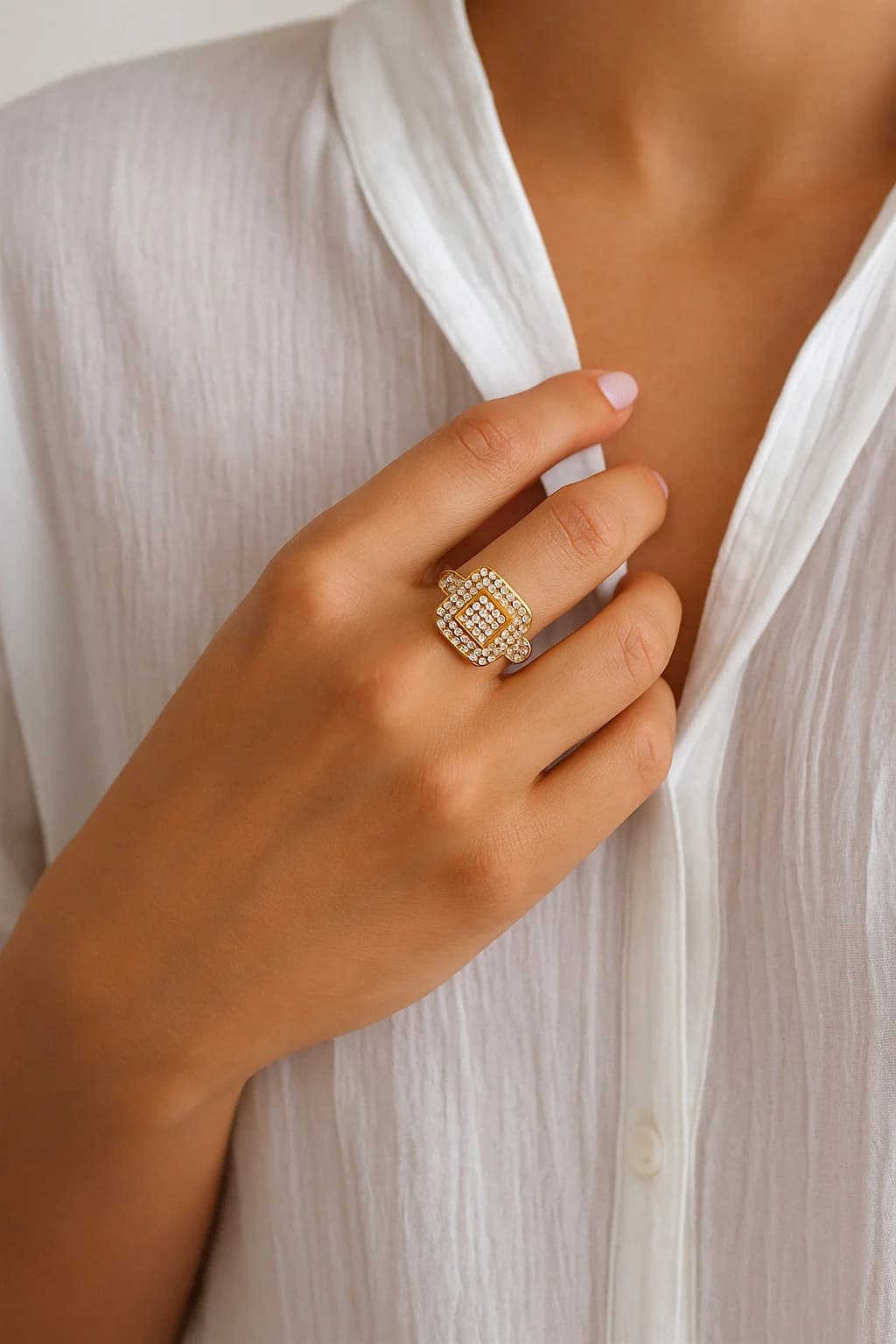 Bague carré strass