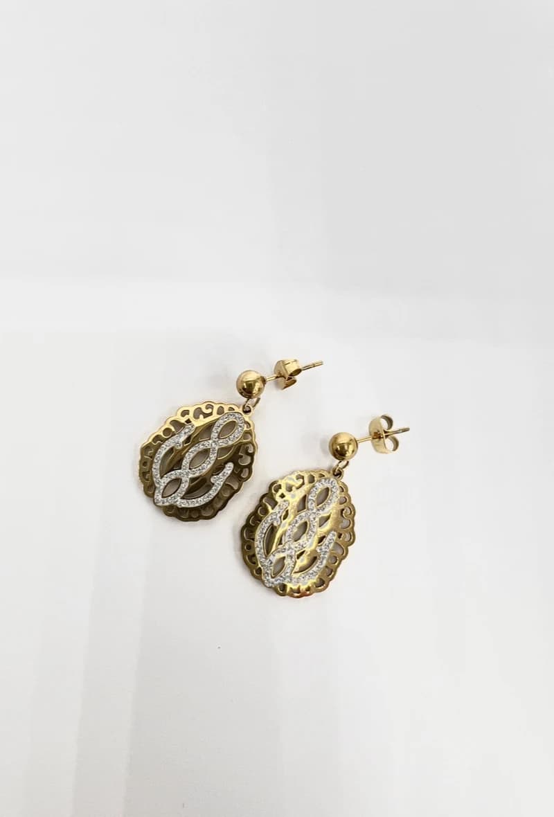 Boucle d'oreille oriental
