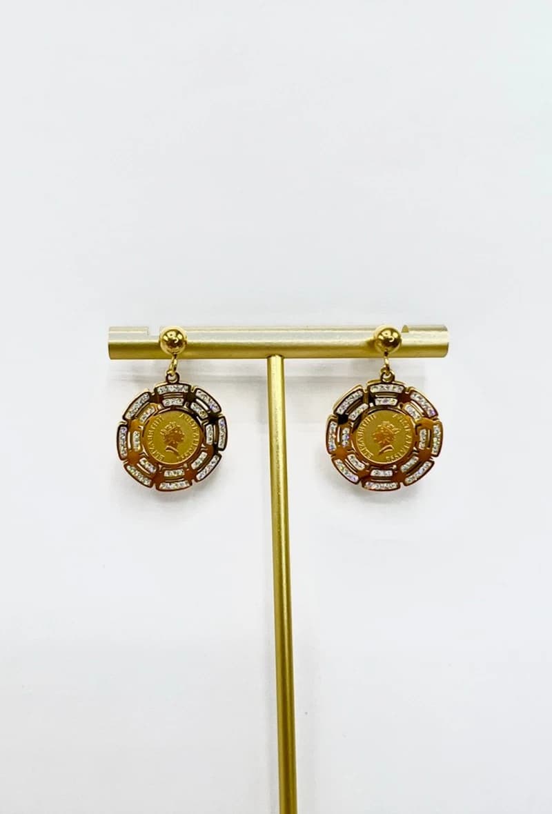 Boucle d'oreille Elizabeth encerclé strass