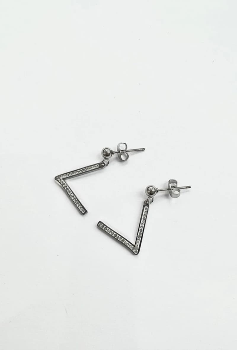 Boucle d'oreille V
