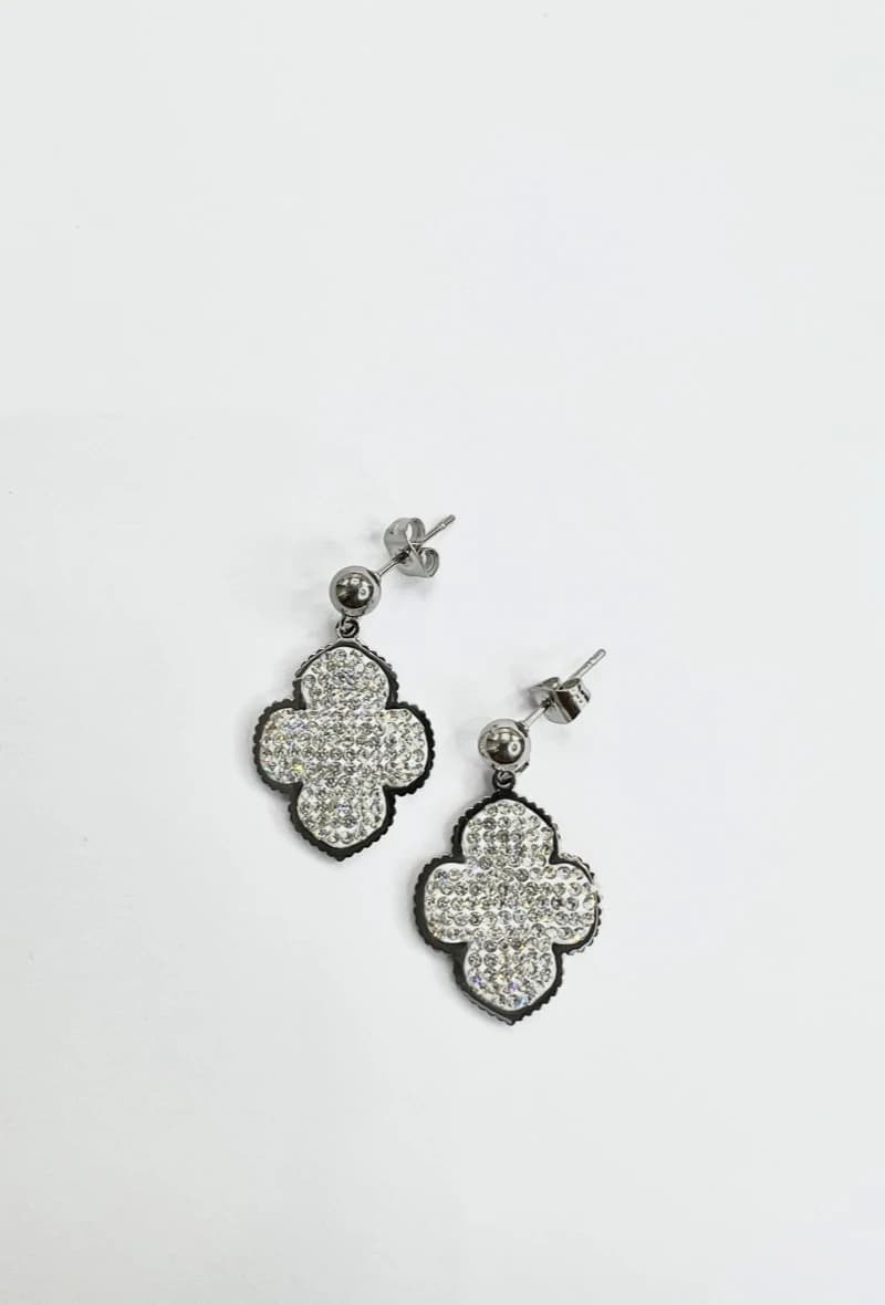 Boucle d'oreille trèfle strass