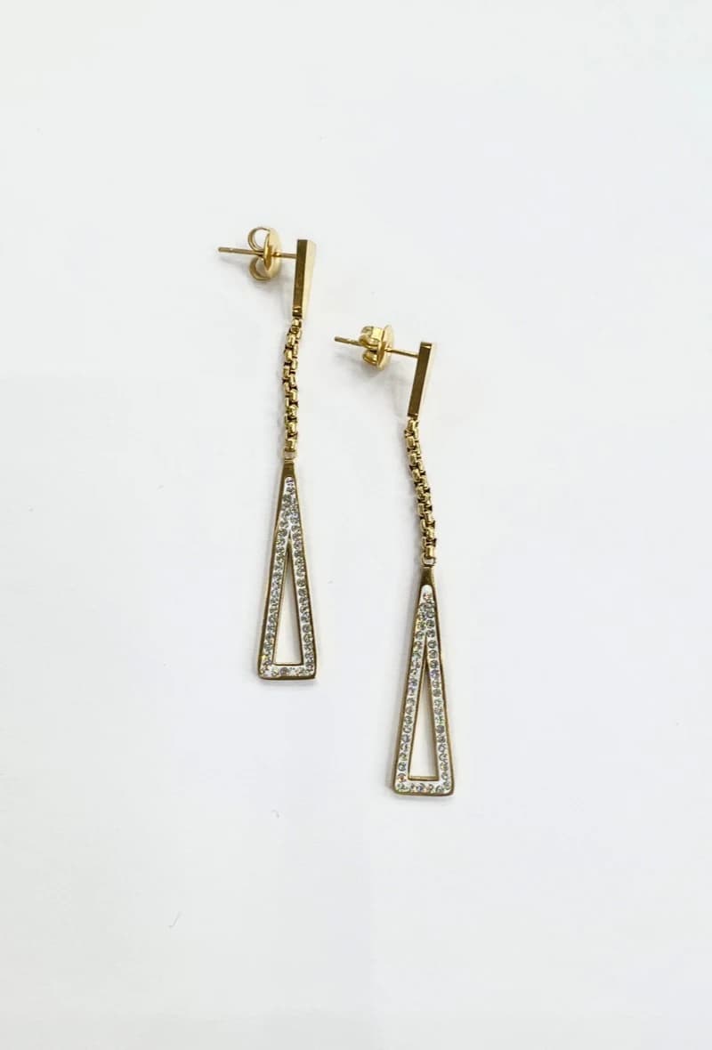 Boucle d'oreille cravate creuse