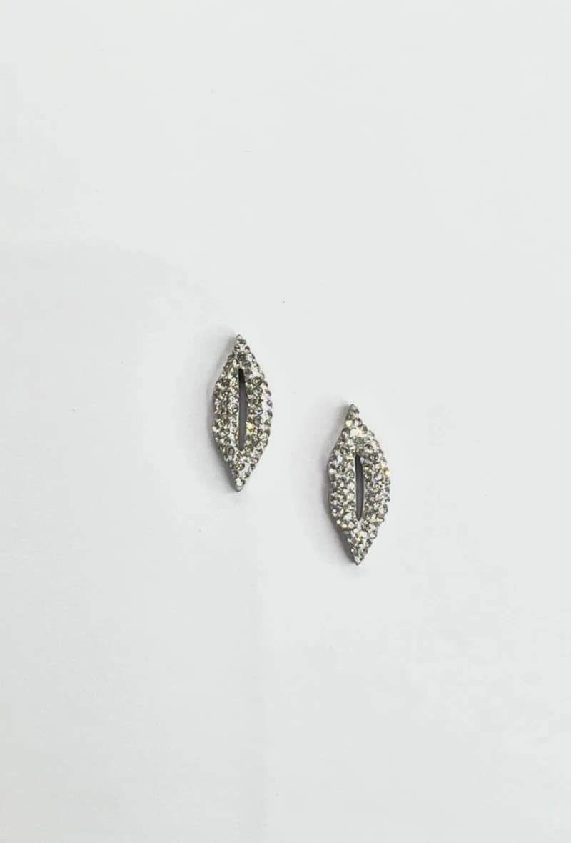 Boucle d'oreille bouche