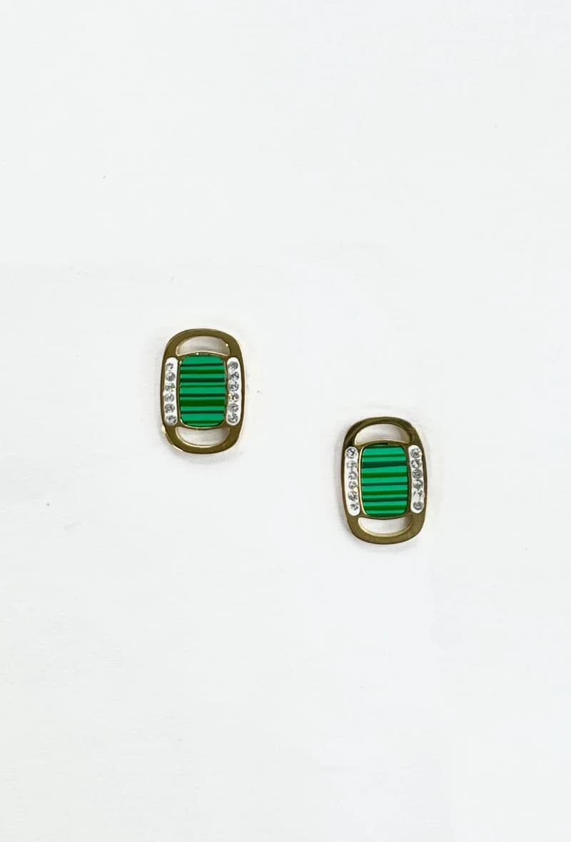 Boucle d'oreille puce