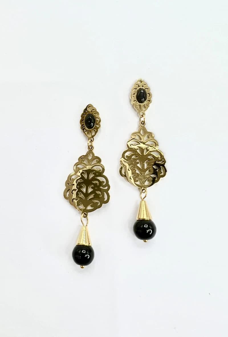 Boucle d'oreille forme orientale
