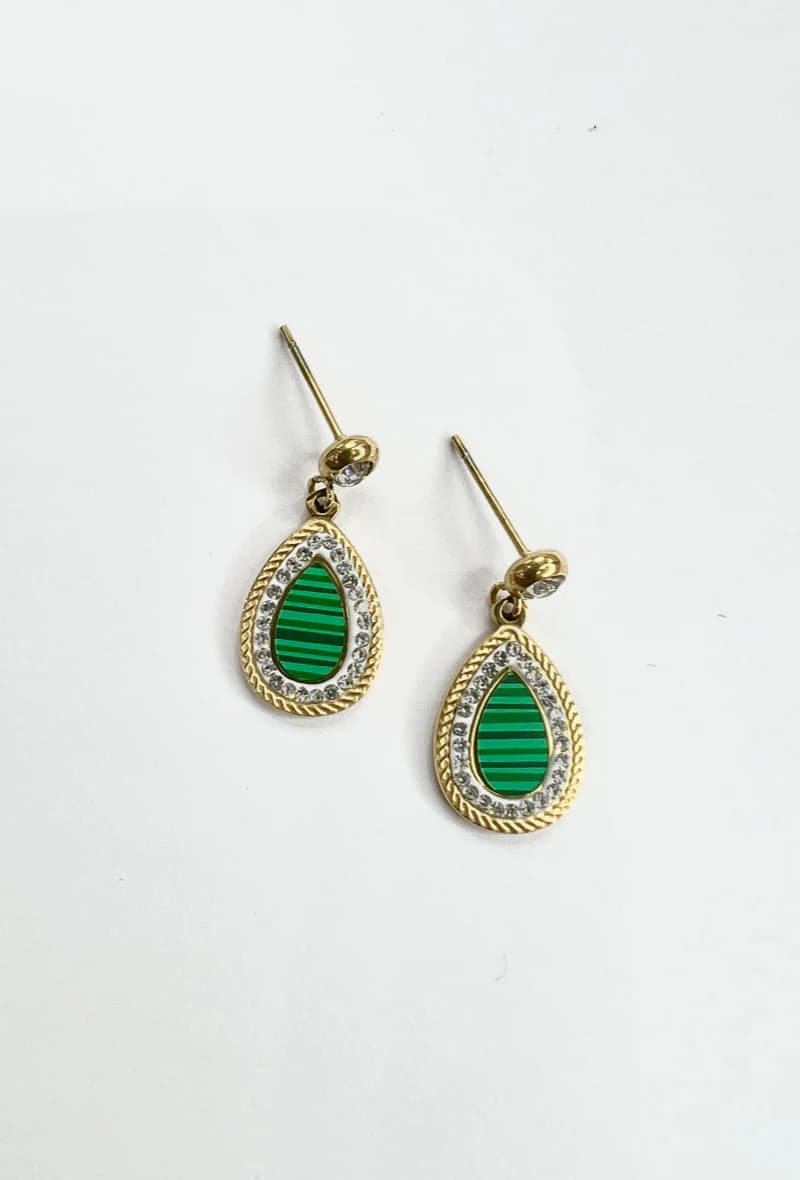 Boucle d'oreille goutte