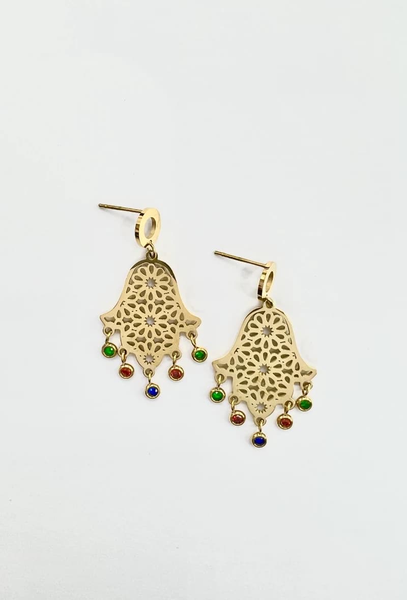Boucle d'oreille main