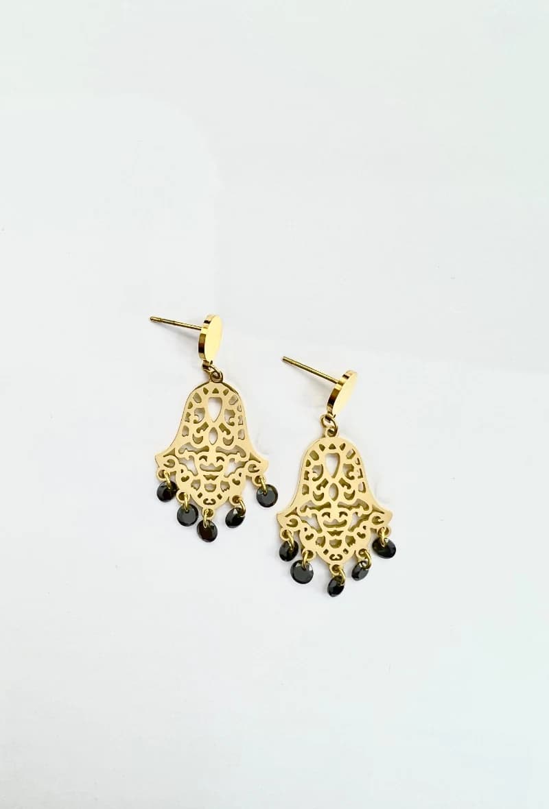 Boucle d'oreille main
