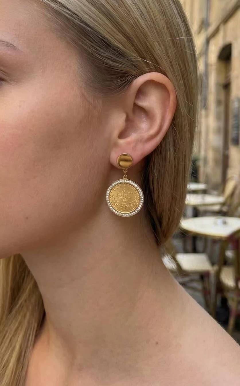 Boucle d'oreille oriental