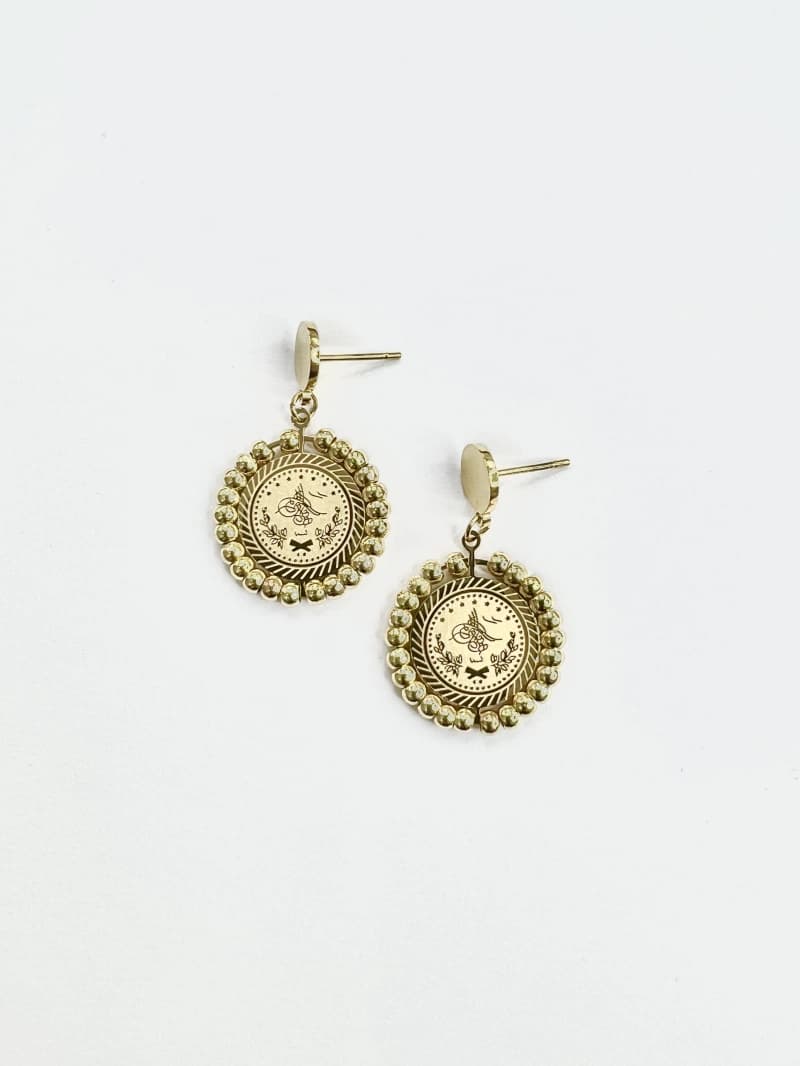 Boucle d'oreille oriental