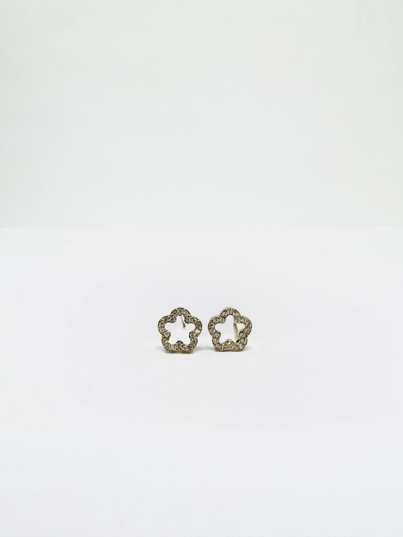 Boucle d'oreille fleur