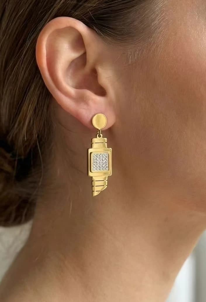 Boucle d'oreille forme carré