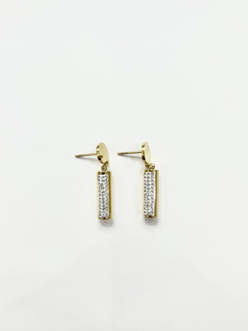 Boucle d'oreille barre strass