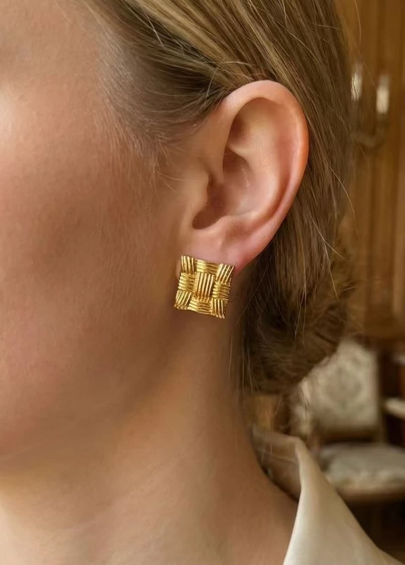 Boucle d'oreille carré