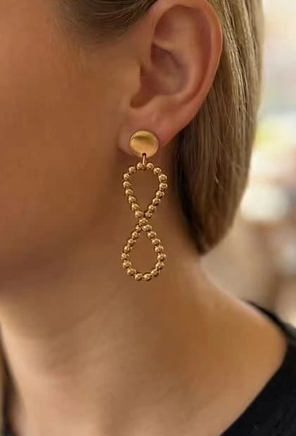 Boucle d'oreille infini