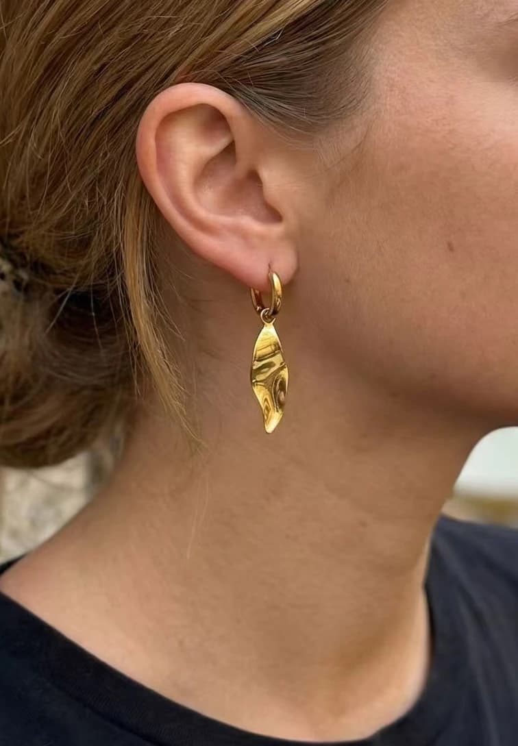 Boucles d'oreilles V