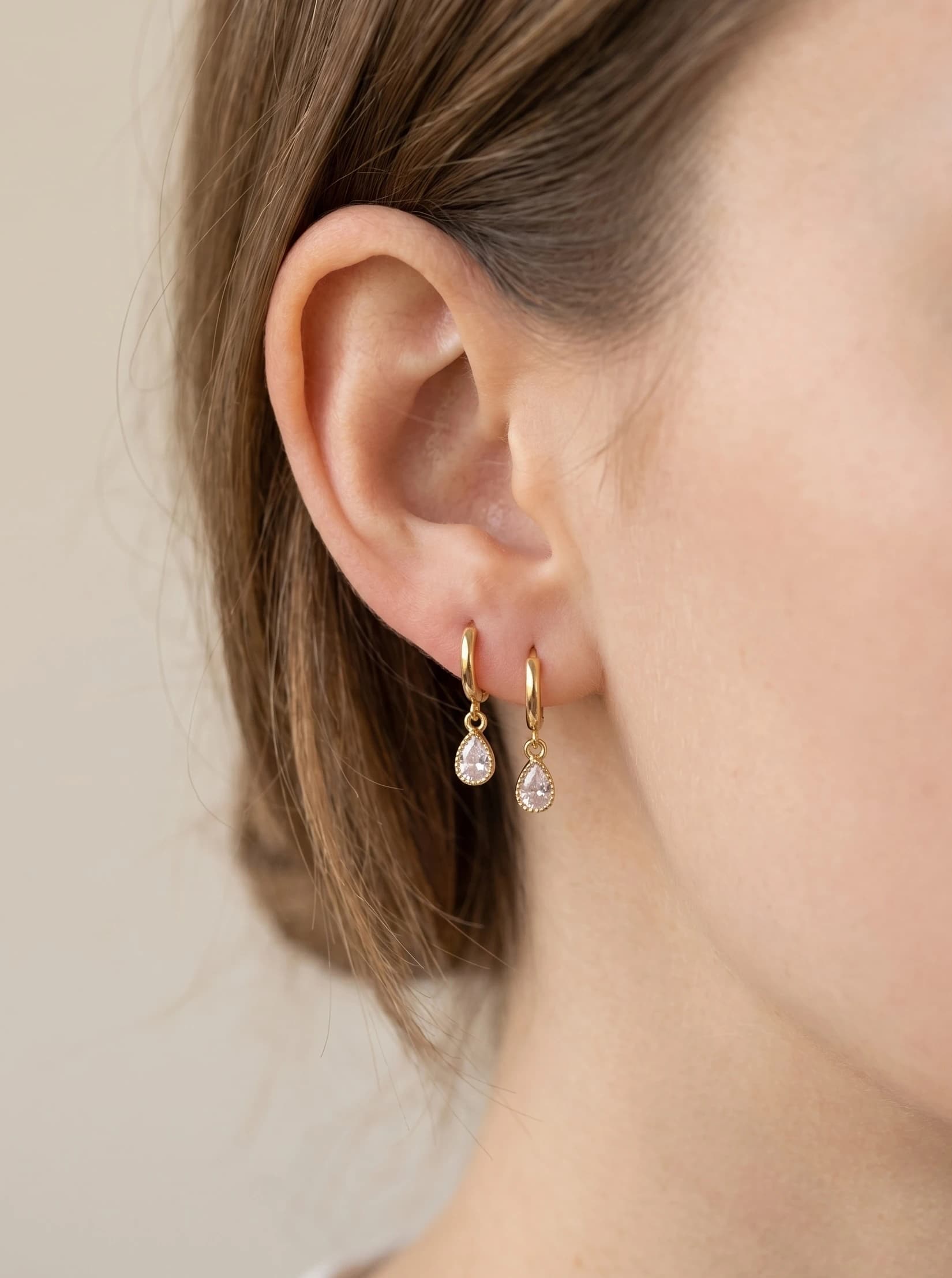 Boucles d'oreilles goutte strass lot