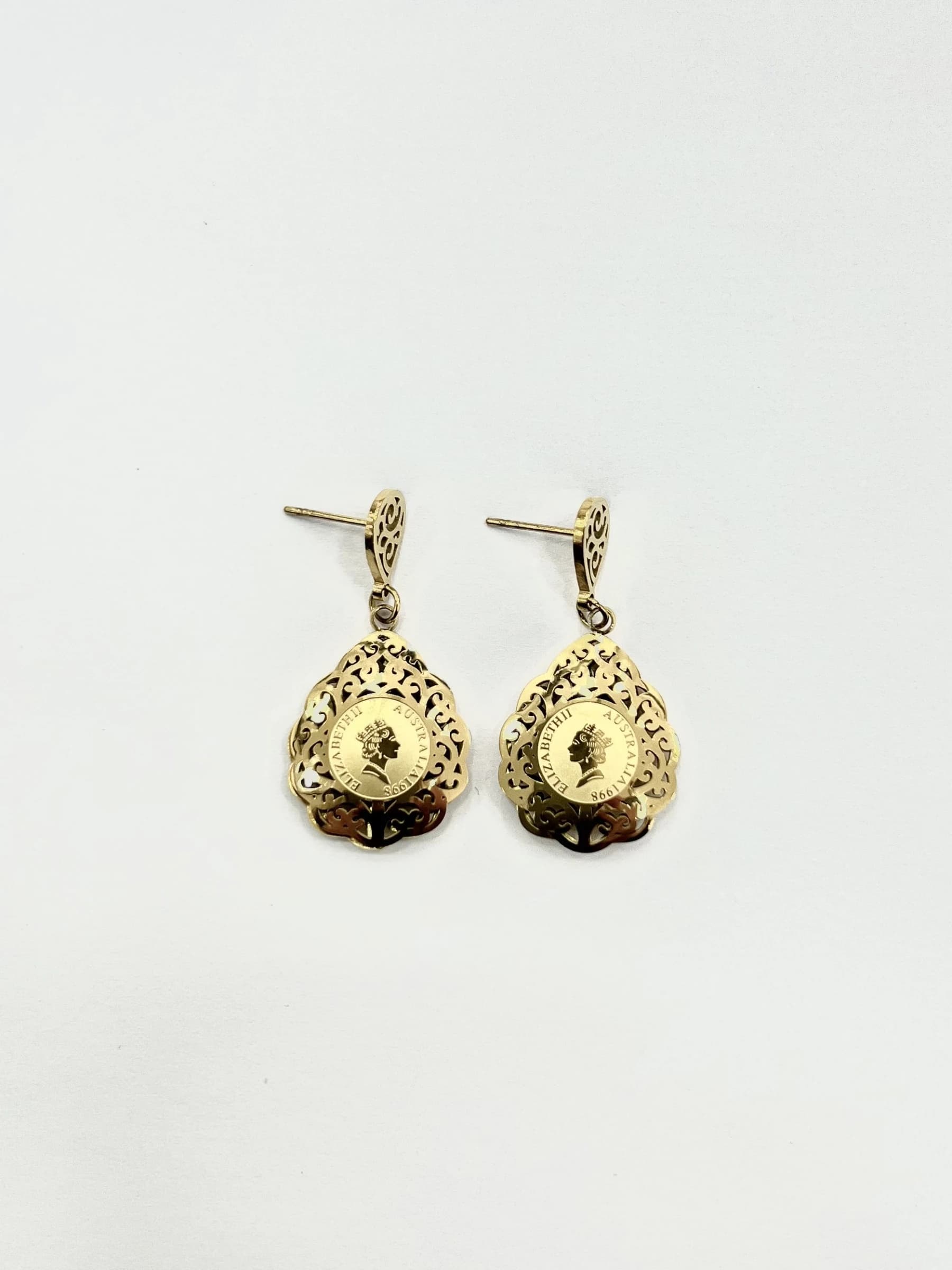 Boucle d'oreille Elizabeth goutte