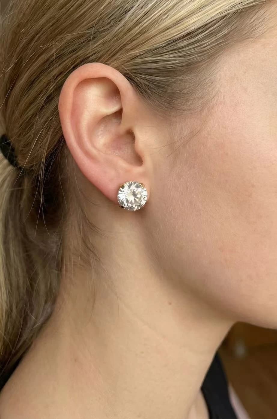 Boucle d'oreille strass