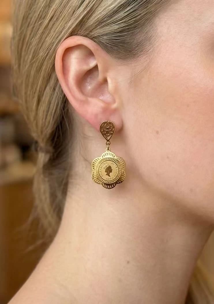 Boucle d'oreille Elizabeth fleur