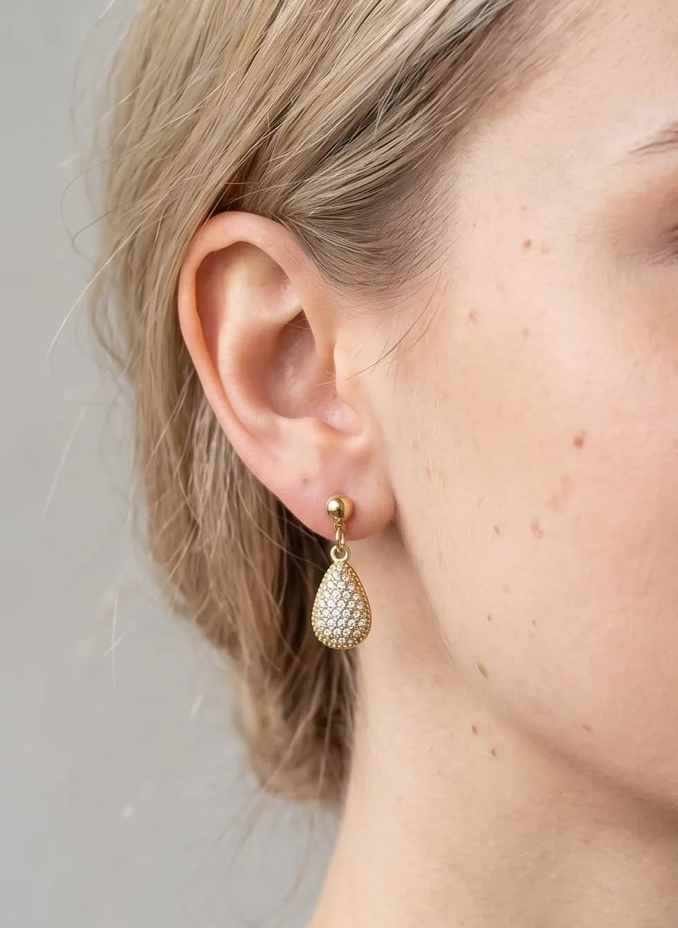 Boucles d'oreilles goutte strass