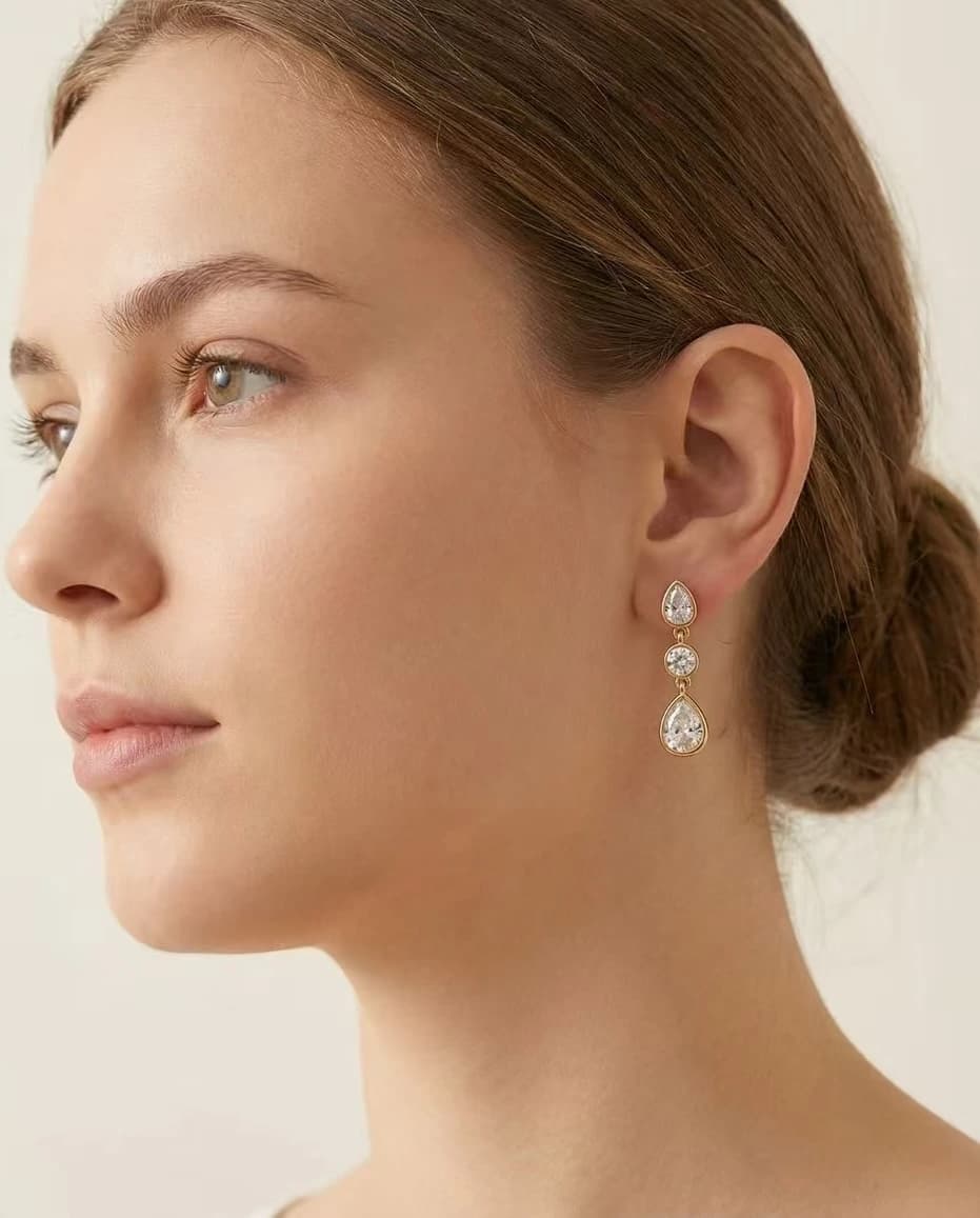 Boucles d'oreilles goutte strass