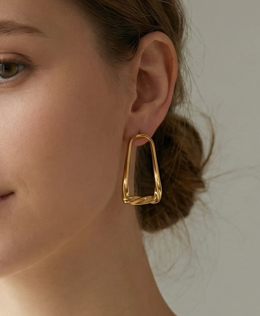 Boucle d'oreille ovale