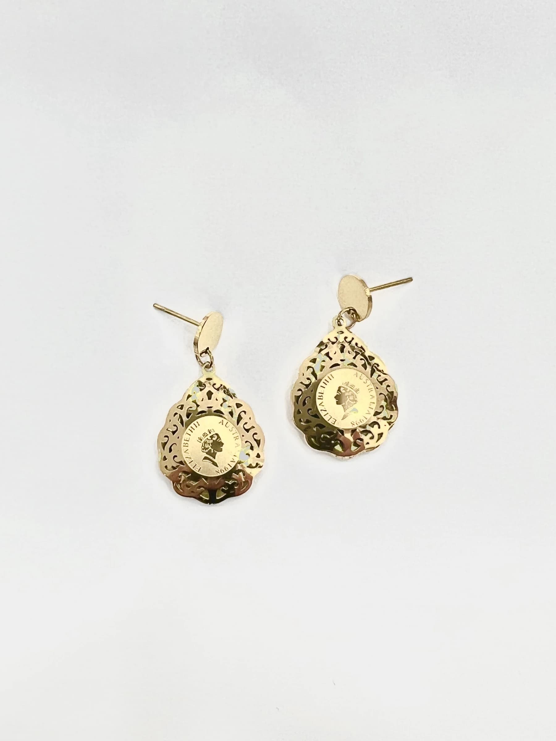Boucle d'oreille Elizabeth goutte