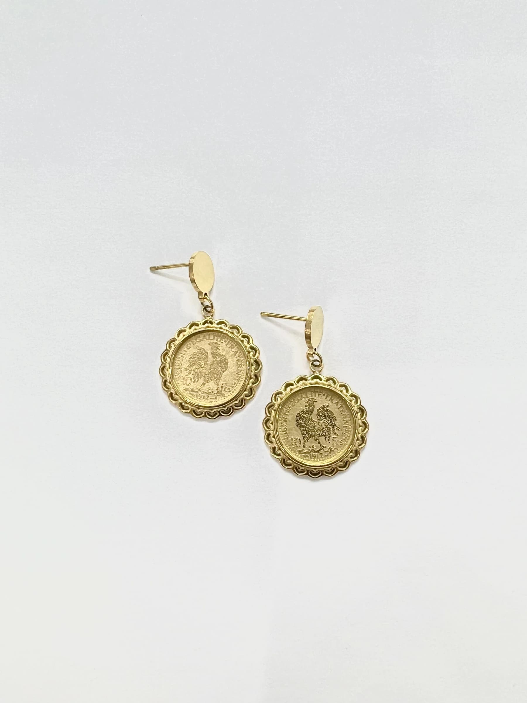 Boucle d'oreille coq rond