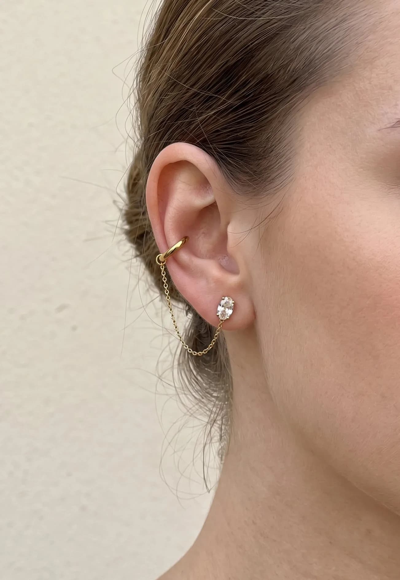 Piercing 316L motif ovale avec strass