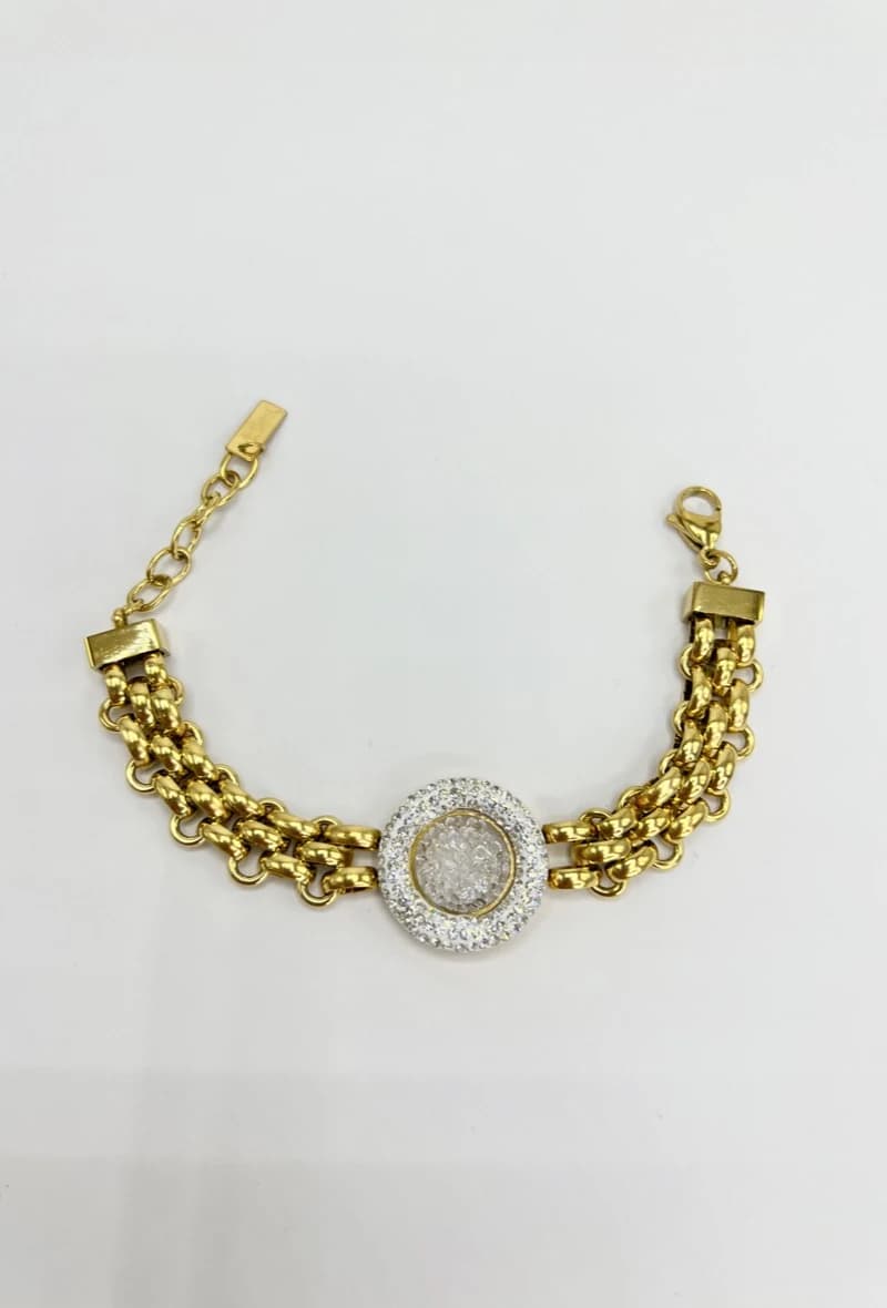 Bracelet large rond avec strass