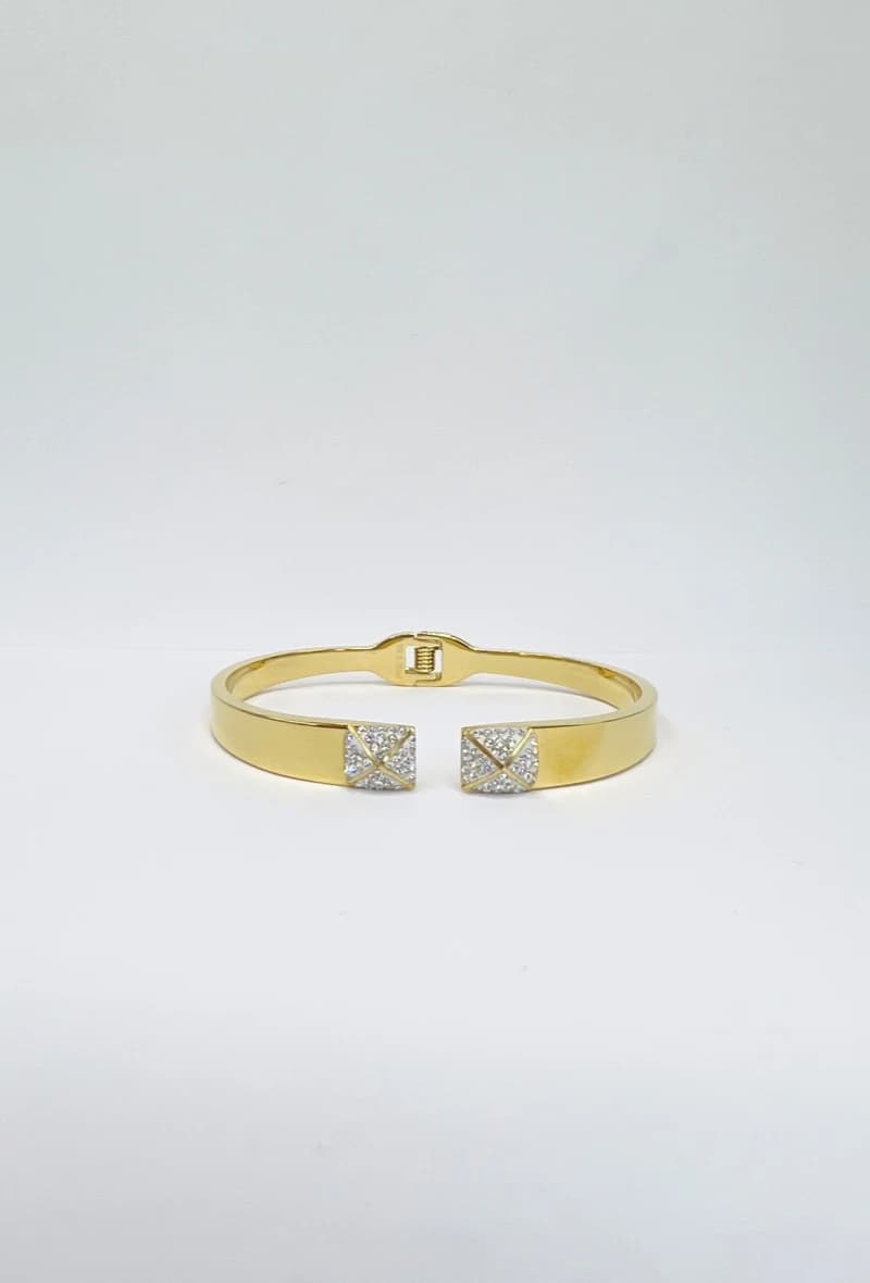 Bracelet ouvert avec strass