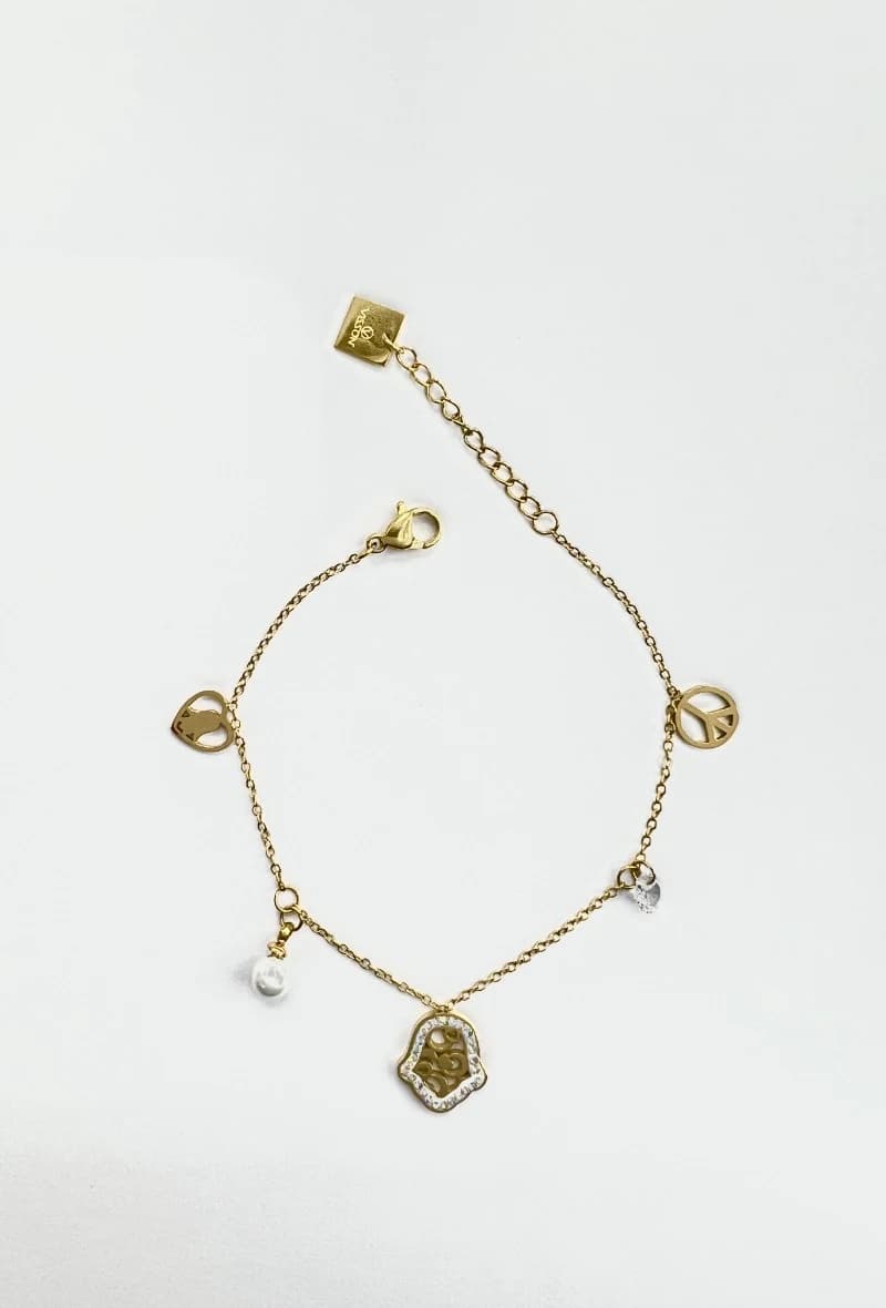Bracelet main