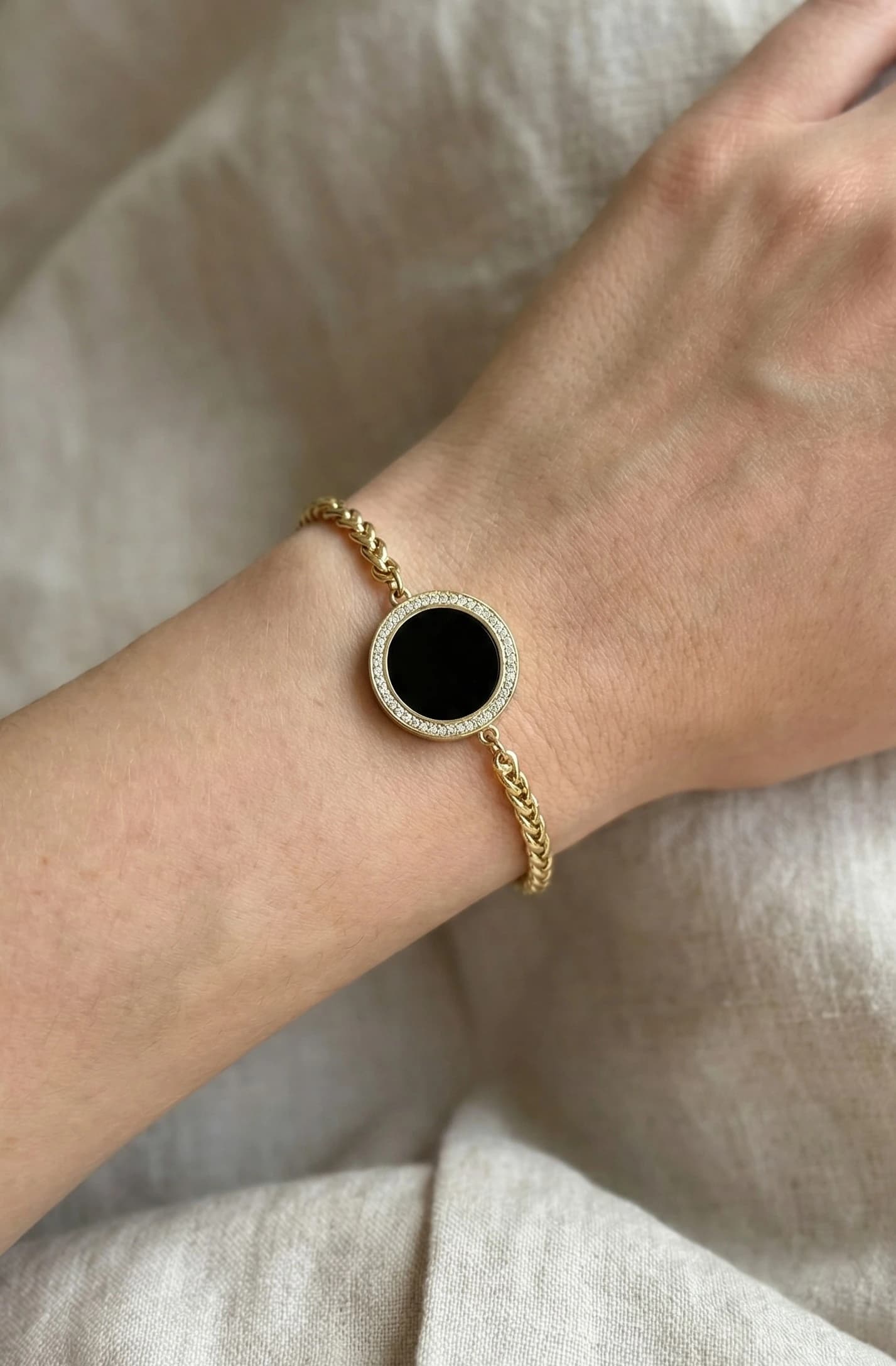 Bracelet rond cercle doré noir