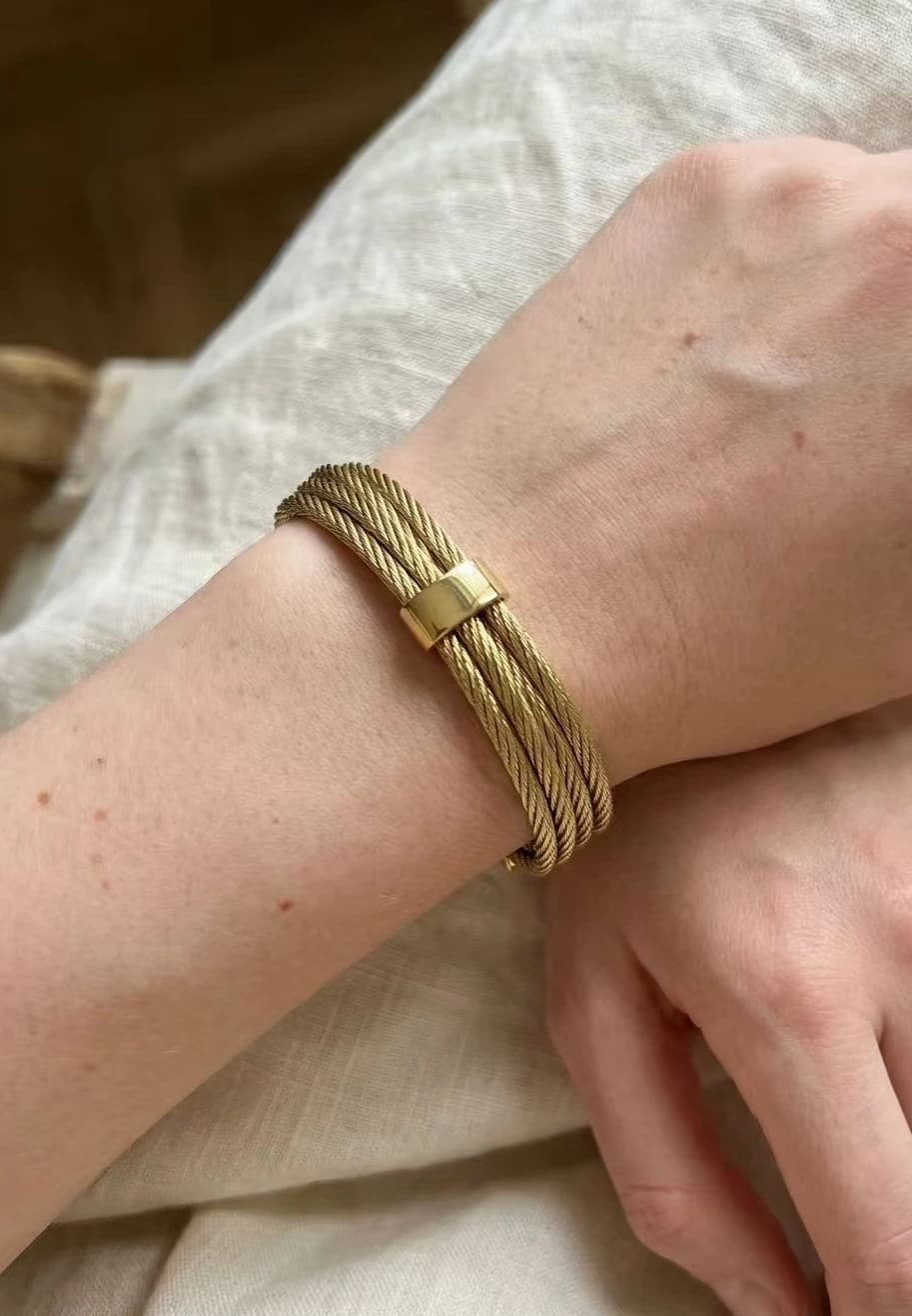 Bracelet jonc lignes