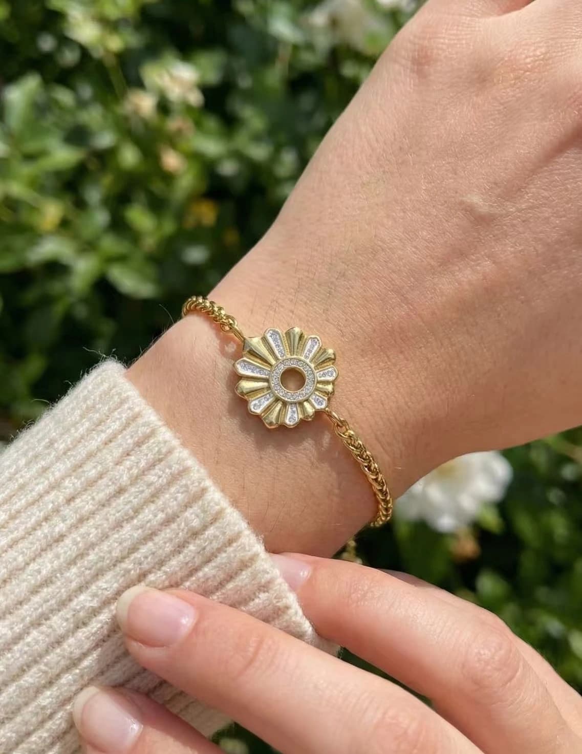 Bracelet cercle fleur