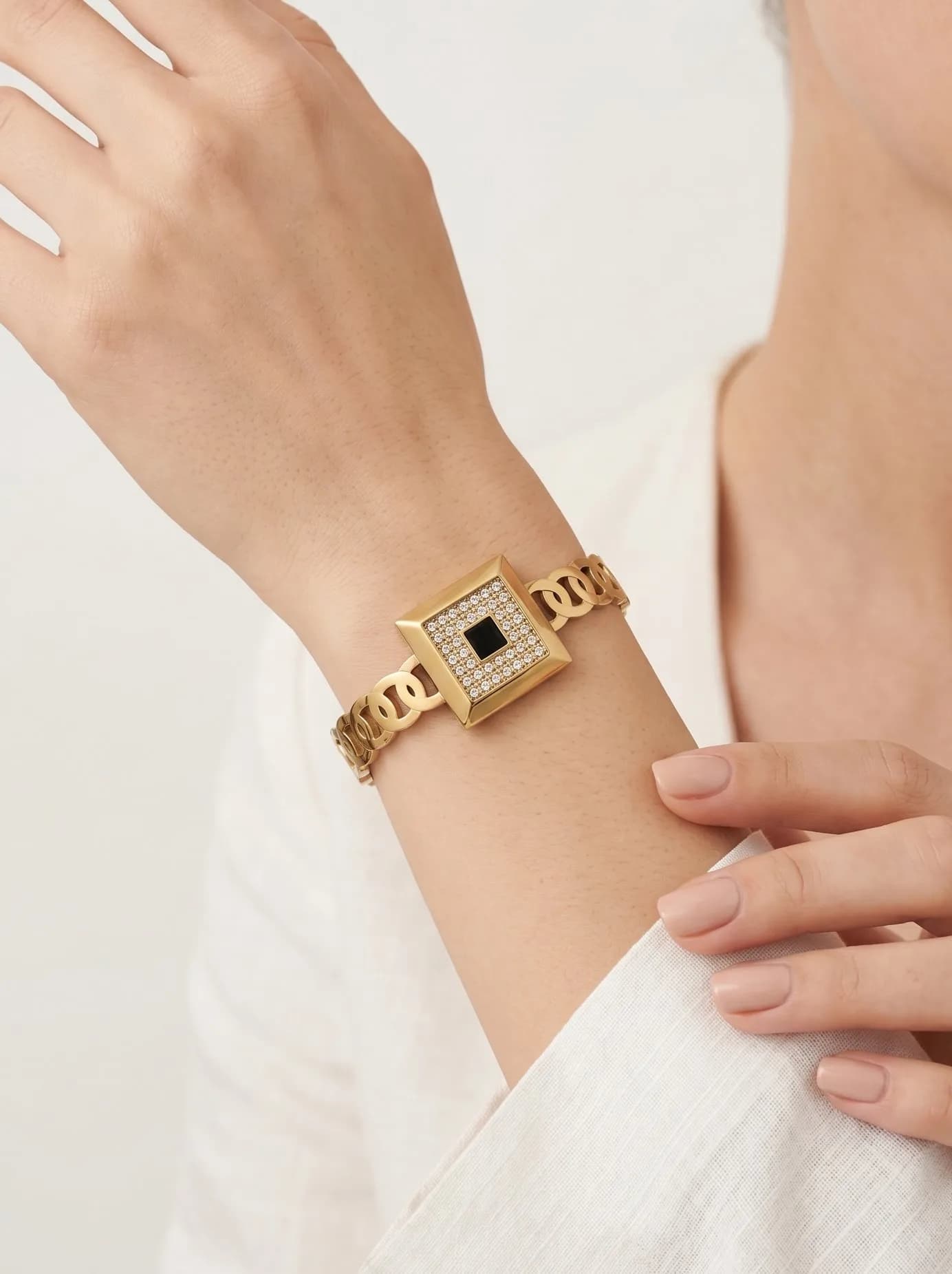Bracelet jonc carré style monaco strass