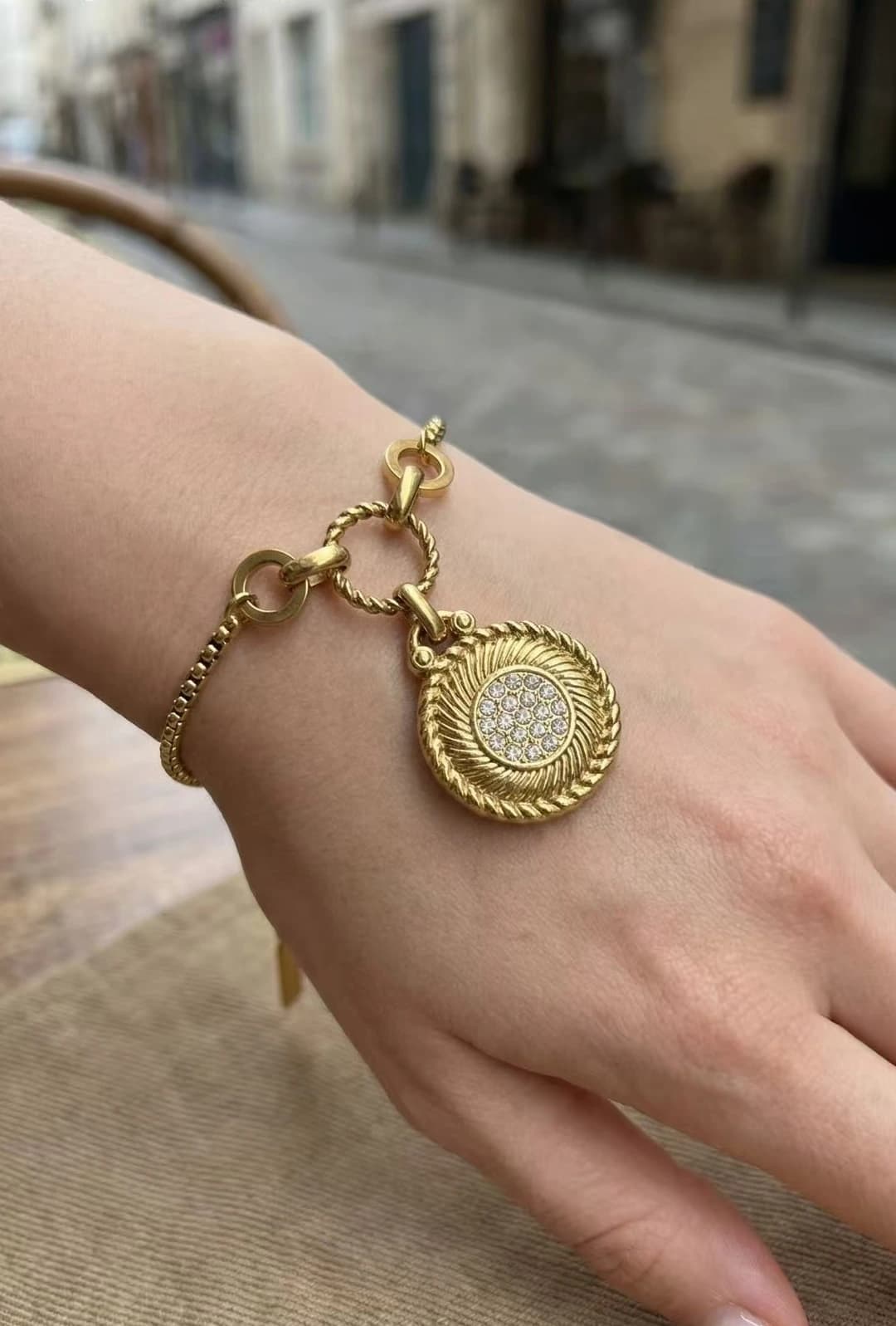 Bracelet carré rond