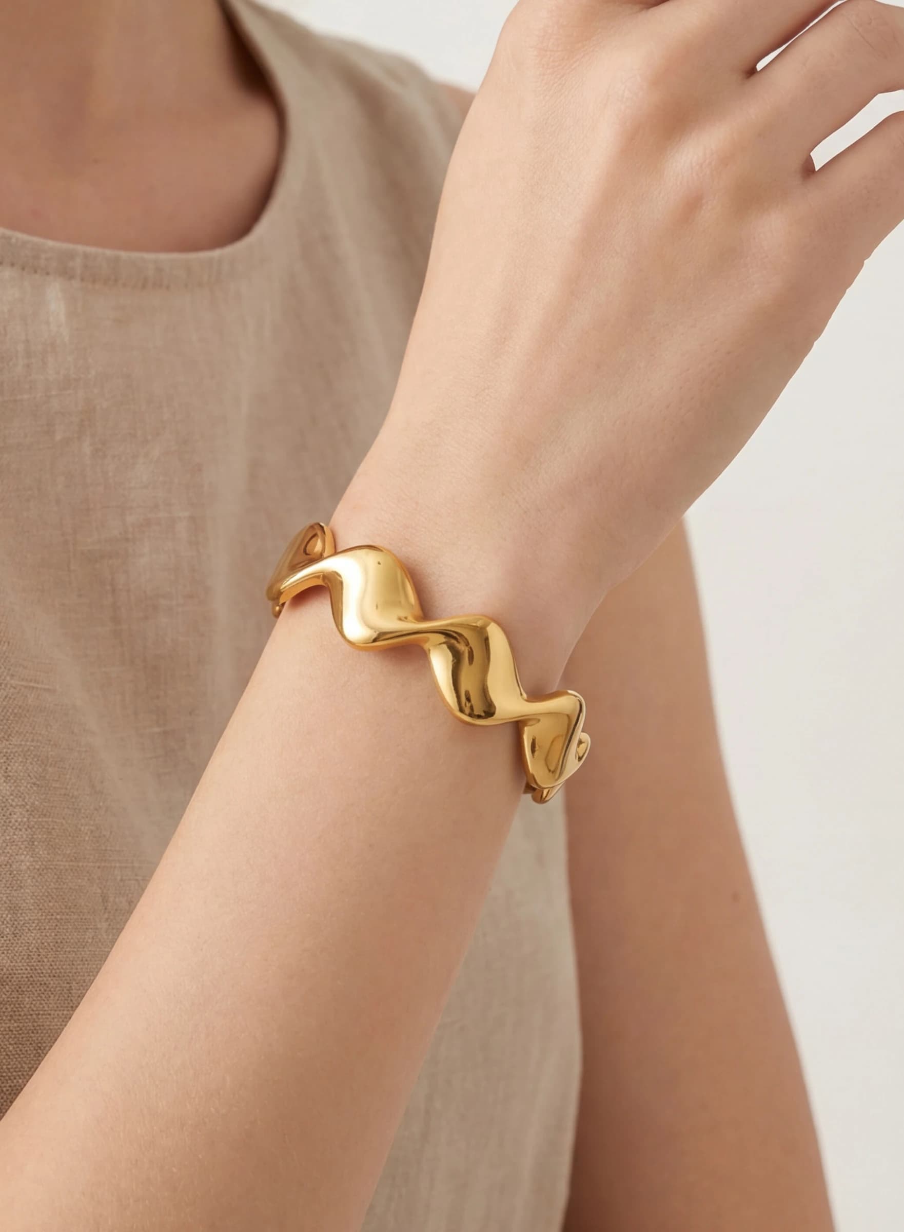 Bracelet jonc vague ondulé