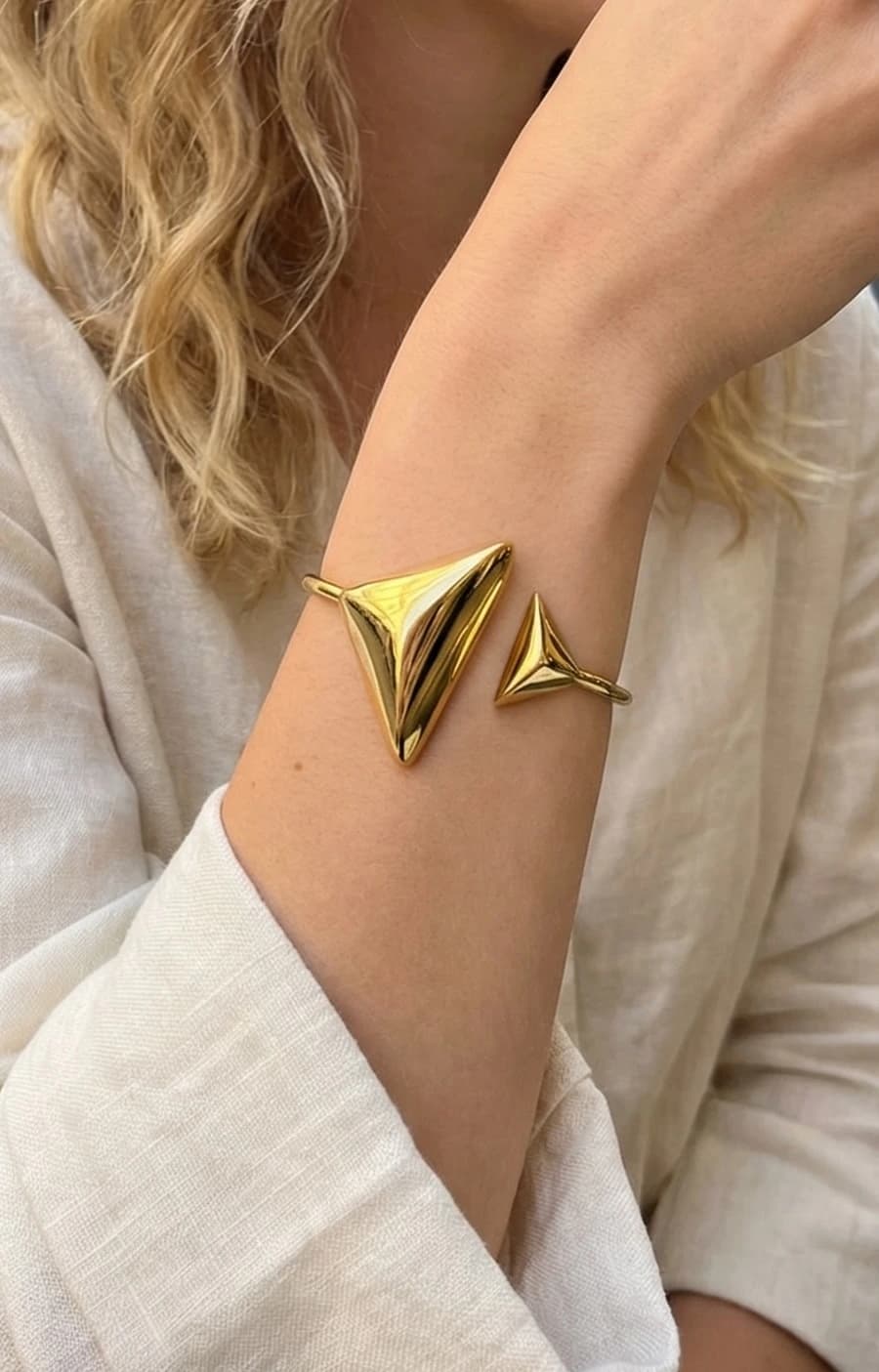 Bracelet jonc triangle